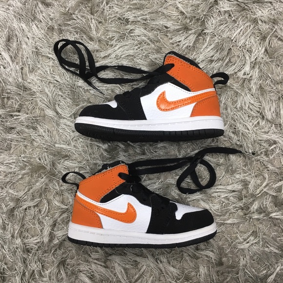 AIR JORDAN MID 1 SHATTERED BACKBOARD SNEAKERS 🔥 - Picture 3 of 10